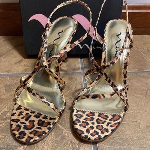 Nina strappy heel size 8.5